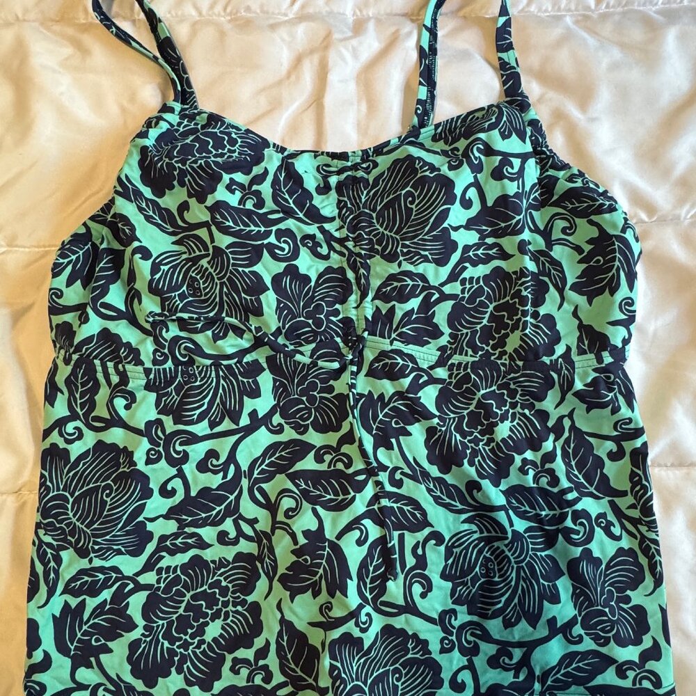 Lands End tankini top, 18w